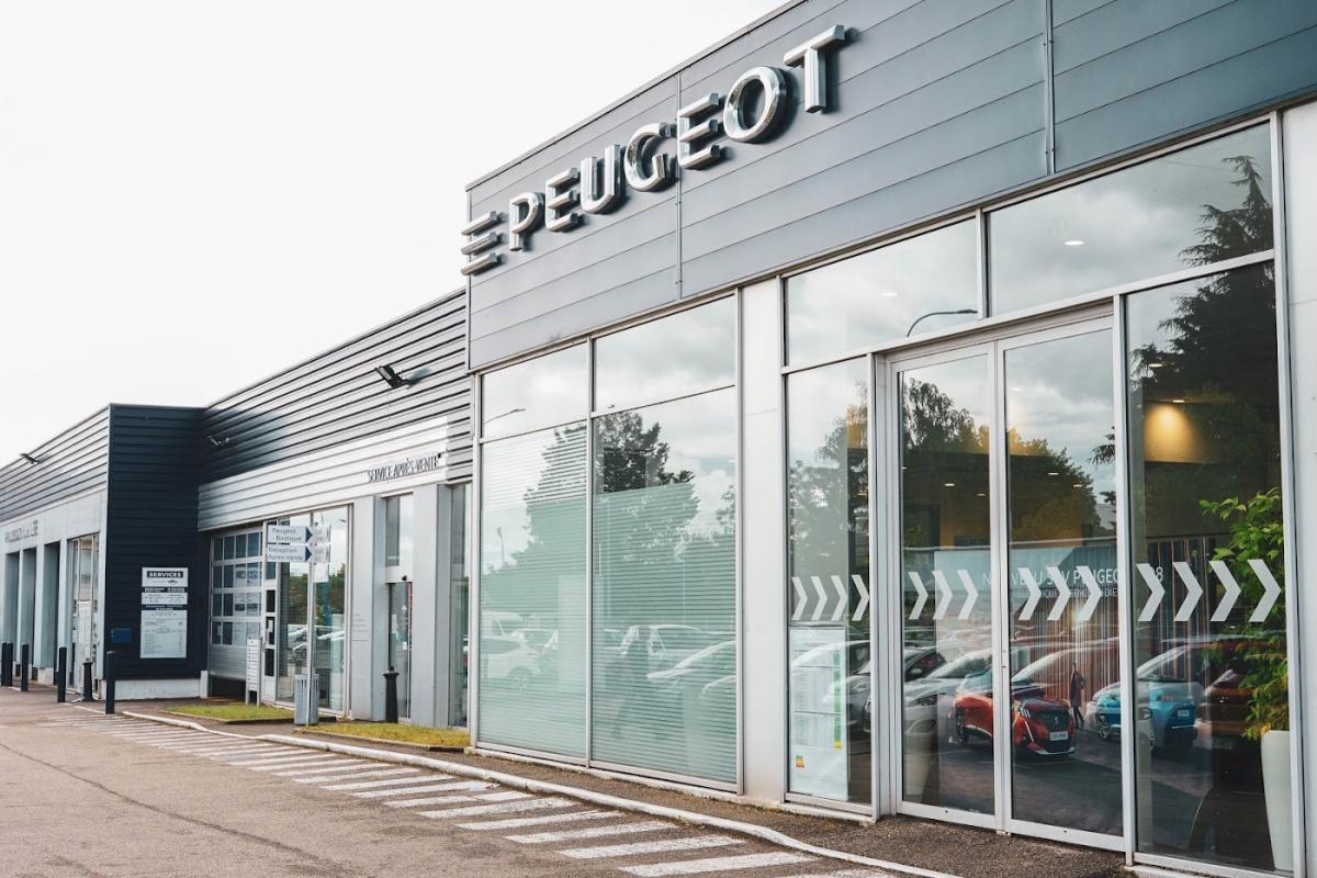 PEUGEOT NOMBLOT MACON