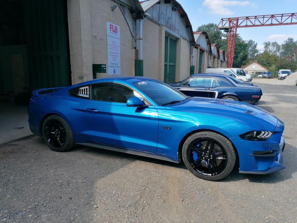 🚗 FLB Automobiles - Garagiste Carrossier dans le 91 - Remplacement de pare brise 91 - Location minibus 9 places