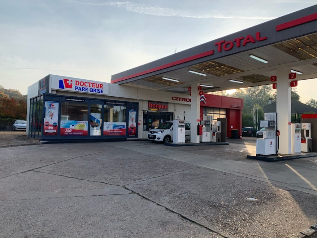 Docteur Pare Brise Chartres, remplacement parebrise Chartres (Eure-et-Loir 28)