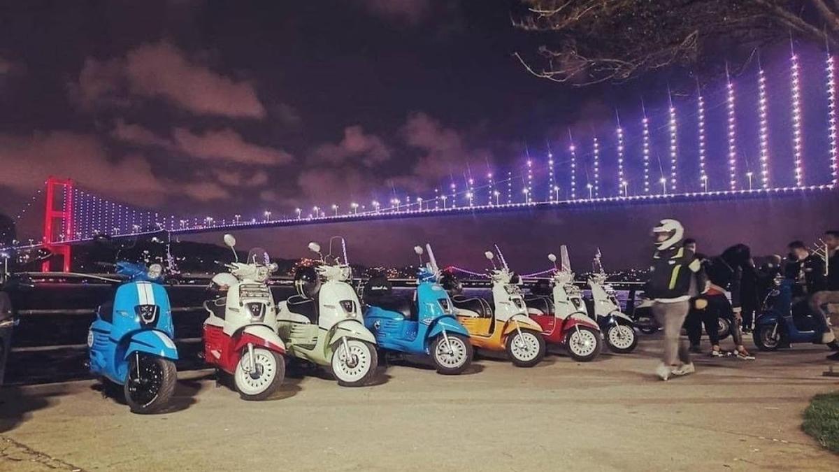 Peugeot Motocycles 06 - Pignatieres Motos