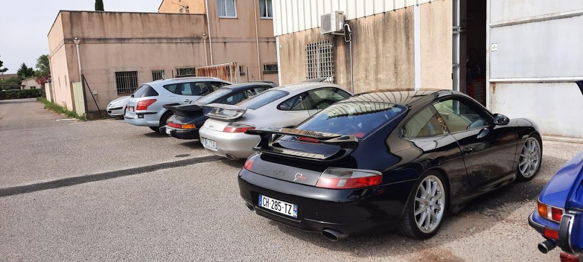 Garage Baumet by Alex