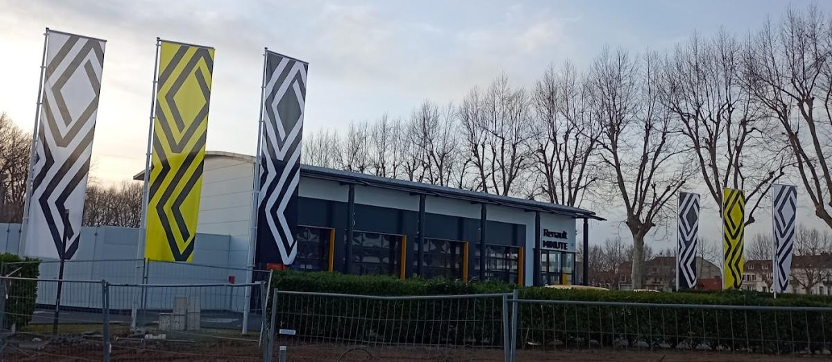 RENAULT MONTLUCON CENTRE RMS - GROUPE SIMONNEAU