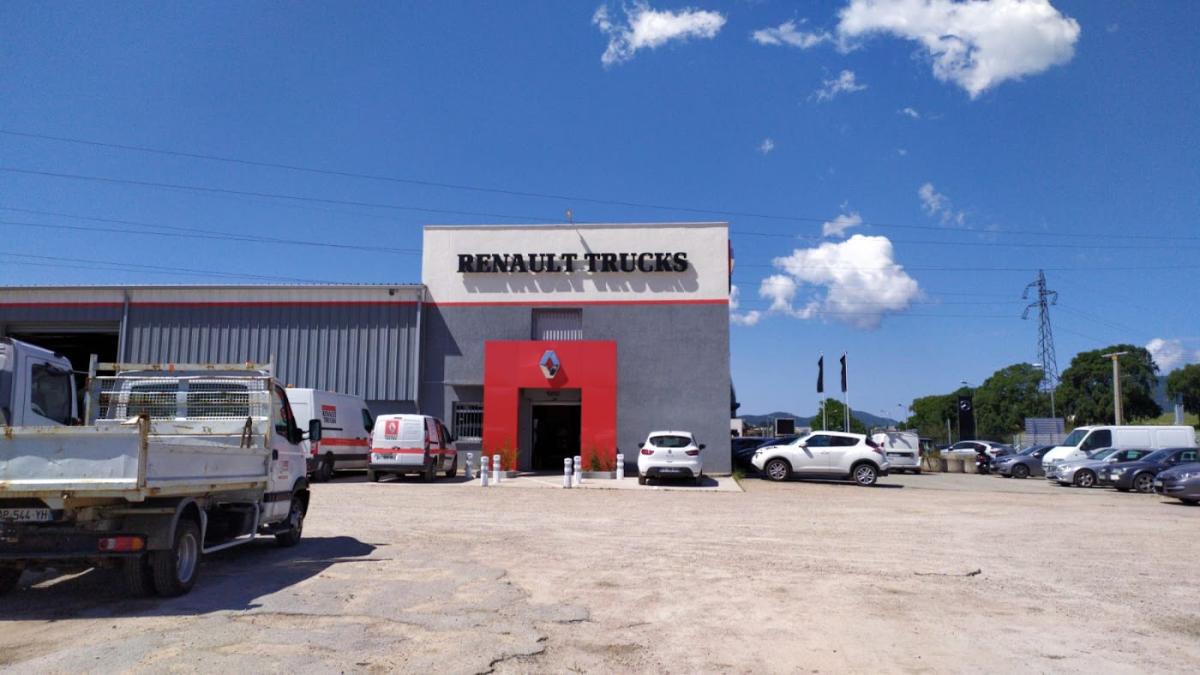 CLOVIS Location Ajaccio