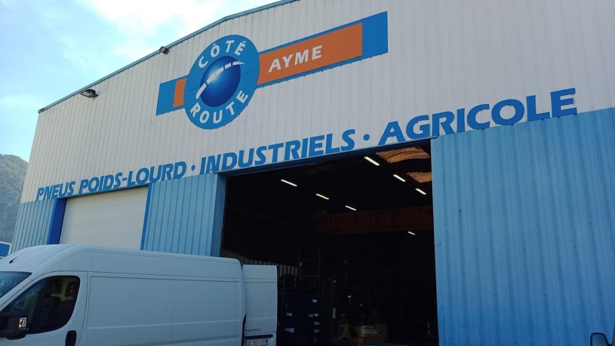 CÔTÉ ROUTE FONTANIL-CORNILLON