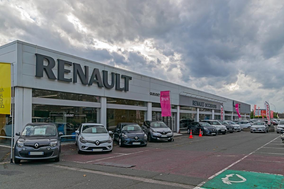 Dacia Senlis Gueudet 1880