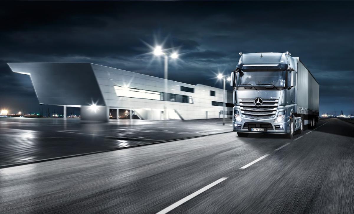 Mercedes-Benz Camions et Utilitaires Tresses - ETOILE Pro