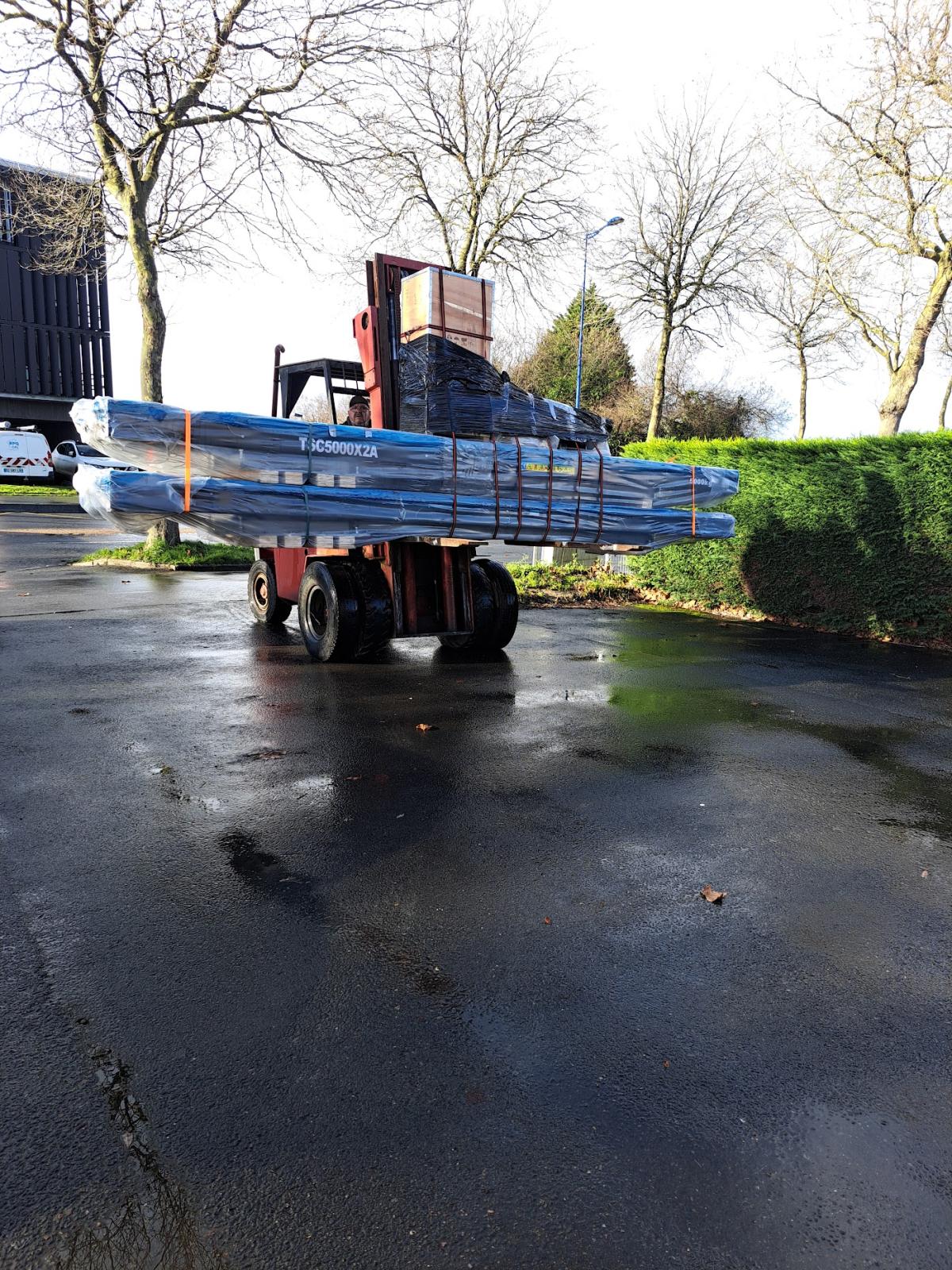 TOP GARAGE - CAMP DE PERAN