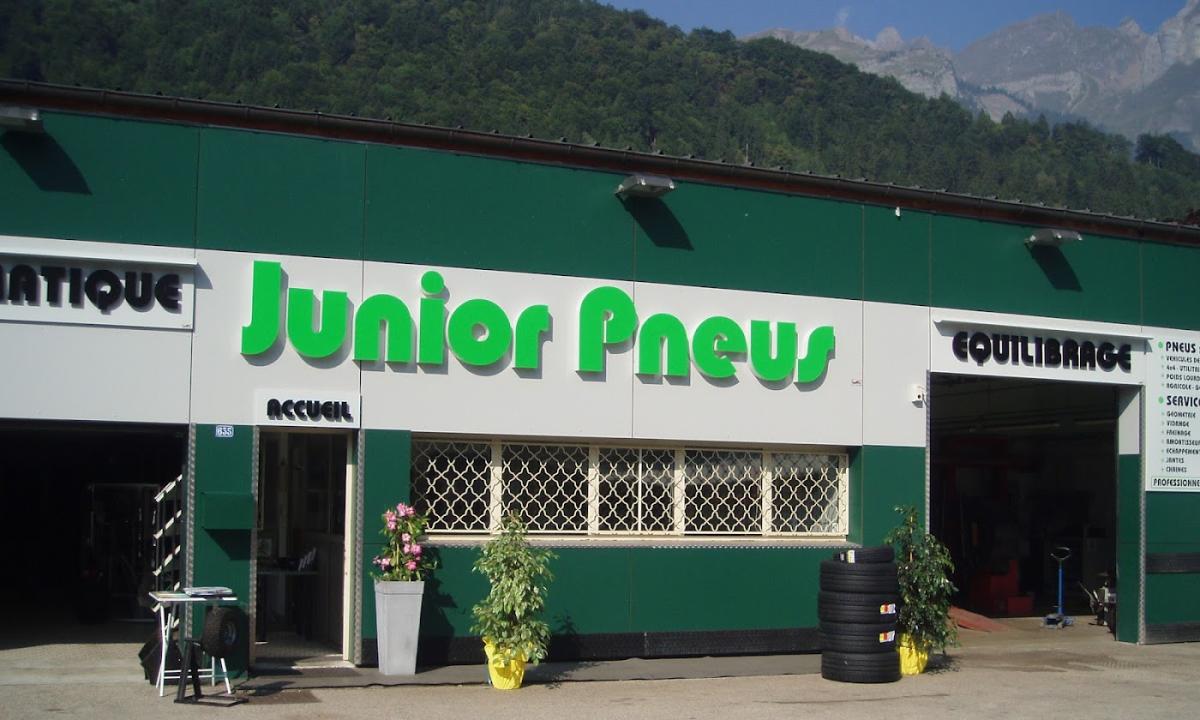 Junior Pneus