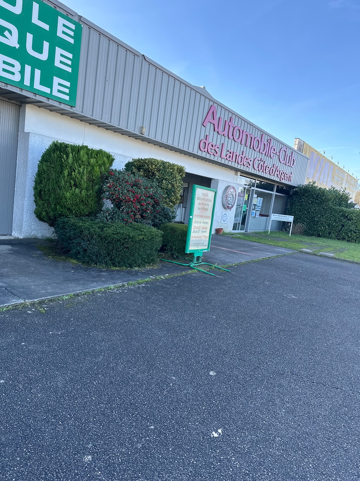 Centre contrôle technique DEKRA