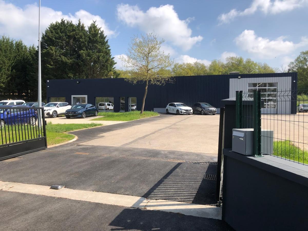 PEUGEOT - LD AUTOMOBILES / NOMBLOT SERVICES