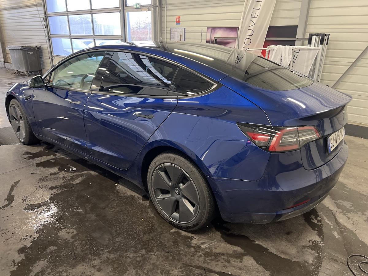 Esthétique Car / Vitres teintée & Nettoyage automobile