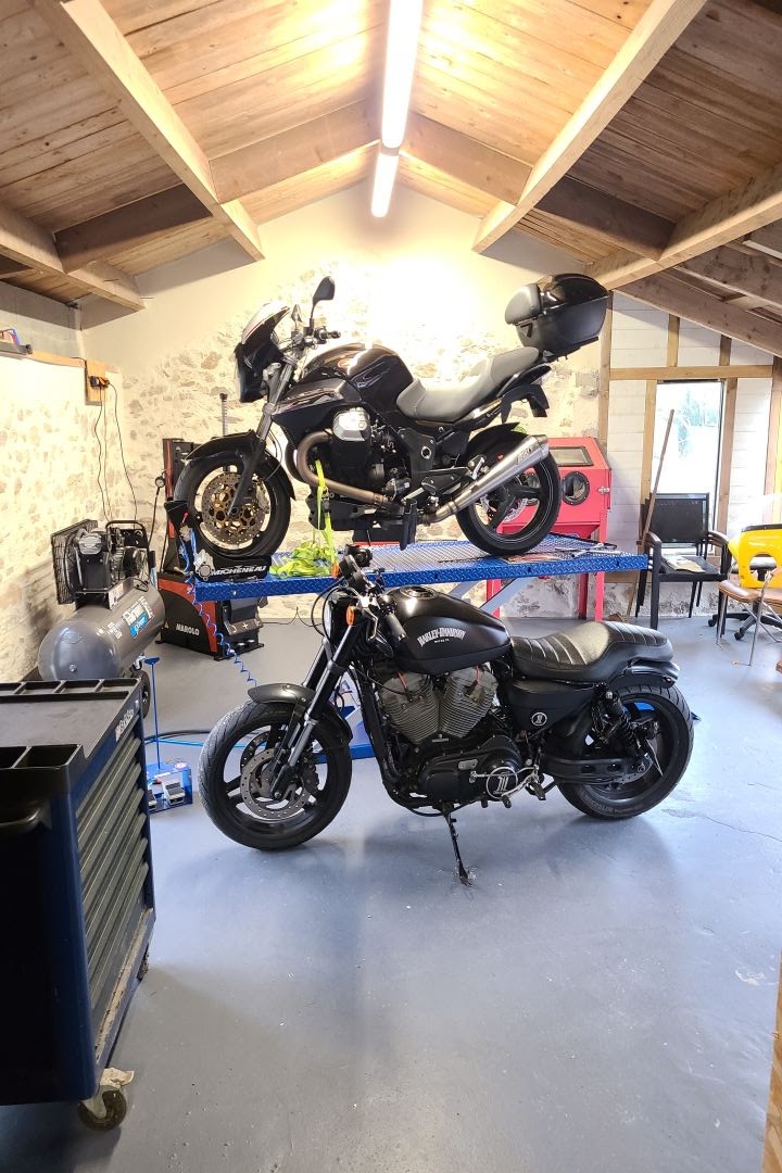 Mandello Passion Atelier