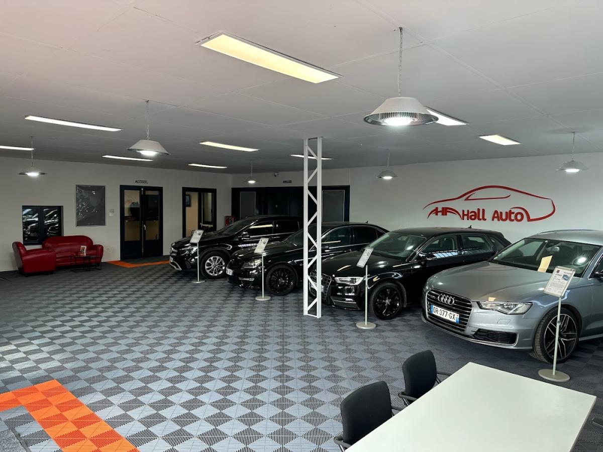 Hall Auto