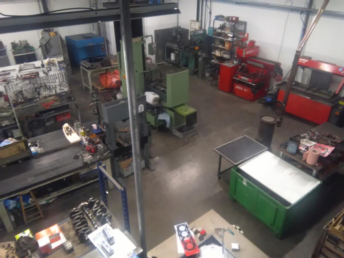 Automobiles Moteurs Pieces Services