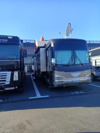 Garage SRO Race Center by MMC 0