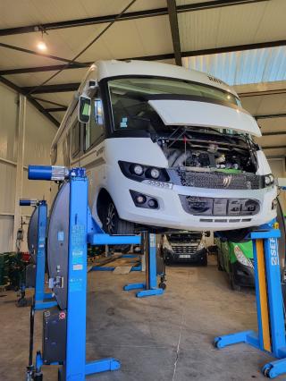 Garage AD POIDS LOURDS BPLU (Beauvais Poids Lourds Utilitaires) 0