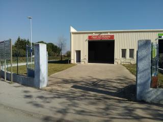 Garage Classic Cars Mechanic 0