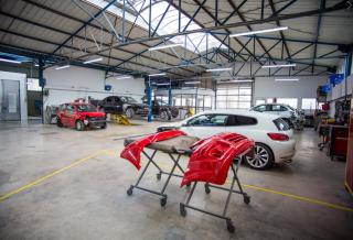 Garage AXIAL - CARROSSERIE ROSSION 0