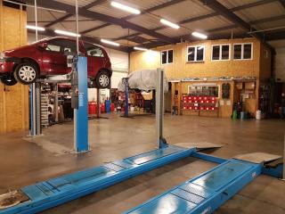 Garage AUTO LEMAN 74 0