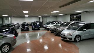 Garage GARAGE PROJET AUTOMOBILE PIÈCES DÉTACHÉES ET PNEUS 0