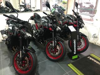 Garage Kawasaki Twity Motos paris 10 0