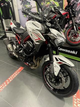 Garage Kawasaki Twity Motos paris 10 0