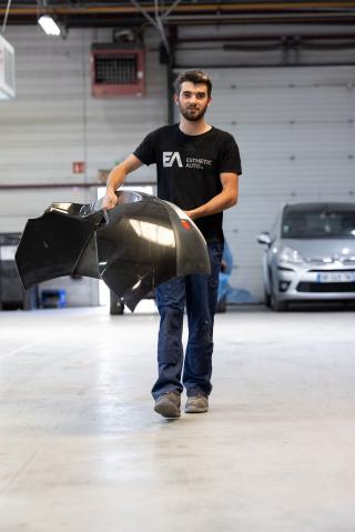 Garage Esthetic Auto 37 - Carrosserie / Peinture / Mécanique / 0