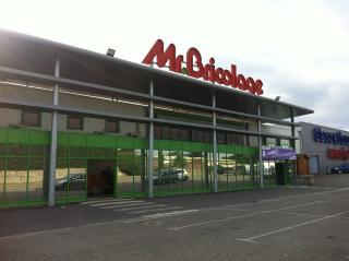 Garage Mr.Bricolage Cazeres 0