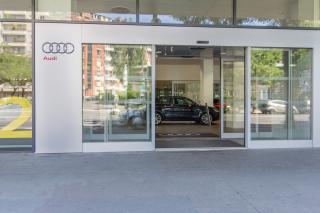 Garage AUDI Paris 16 - Premium Automobiles 0