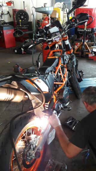 Garage Adam's 39 Marchand 0