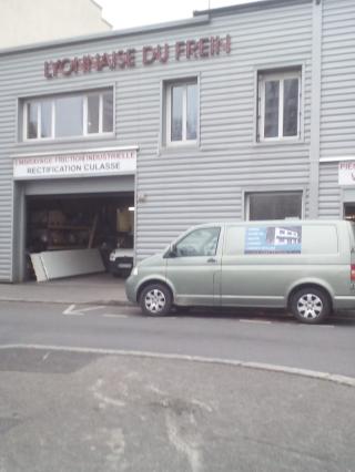 Garage Lyonnaise Du Frein 0