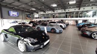 Garage Centre Porsche Annecy 0