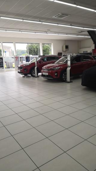 Garage Kia Saint-Etienne - EVOLUTION AUTOS 0