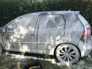 Garage Gloss'in Car 0