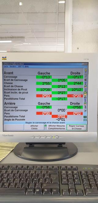 Garage GARAGE HENRI GRANGER SAS - TOP GARAGE - BYE BUY CAR - BOLIDES ET LEGENDES 0