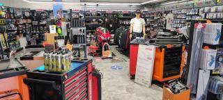 Garage Sarrians Batteries 0