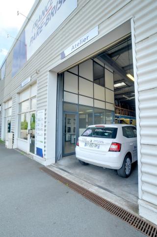 Garage France Pare-Brise 0