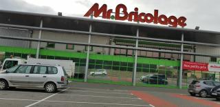 Garage Mr.Bricolage Cazeres 0