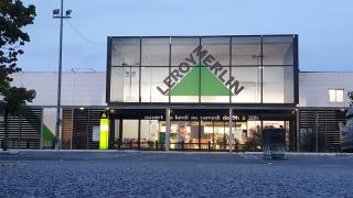 Garage Leroy Merlin Nantes-Rezé 0