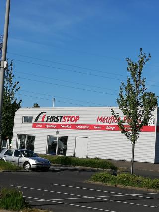 Garage First Stop Leers 0