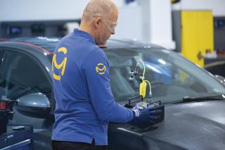 Garage Mondial Pare-Brise - Point Relais - Marquise 0