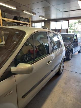 Garage Garage MY ROYAL PNEUS 0