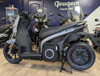 Garage PORT MARLY SCOOT - PIAGGIO / PEUGEOT MOTOCYCLES / SILENCE / SUPER SOCO 0