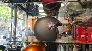 Garage voltaire scoots 1