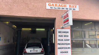 Garage Garage Bay 0