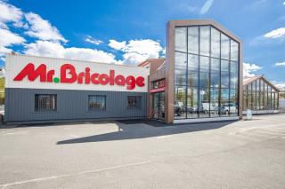 Garage Mr.Bricolage Cambo Les Bains 0