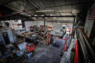 Garage Old School Mechanic 0