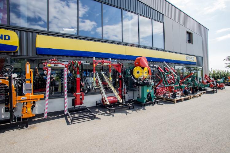 NIESS - DAMBACH - HUSQVARNA