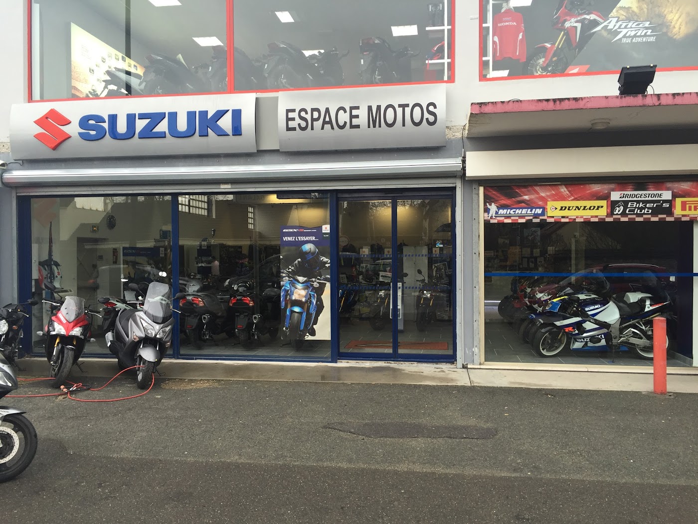 Suzuki Espace Motos 95