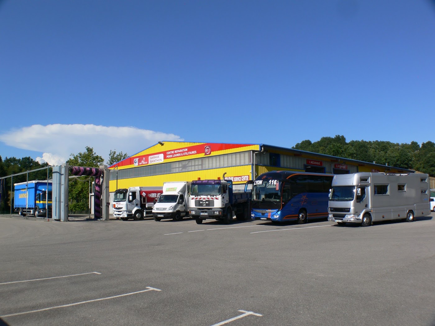 GARAGE SAINTHON : Réparation et maintenance pour poids lourds , bus et véhicules utilitaires à Corbelin en Isère